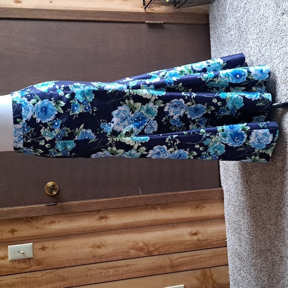 Sequin Hearts size 7 blues/white/green mermaid skirt - Picture 1 of 5